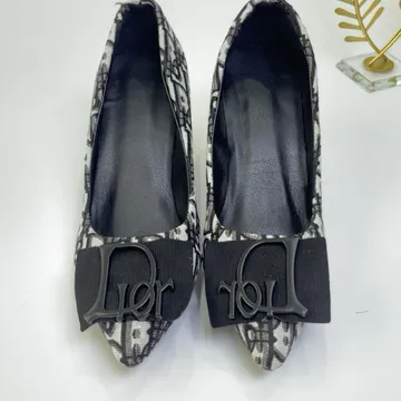 Heel 323 - 2 inches heels