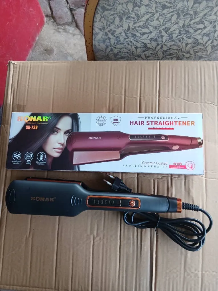 Sonar Ceramic Hair Straightener SN 739