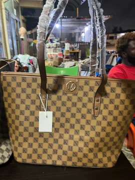 Two in one M bag