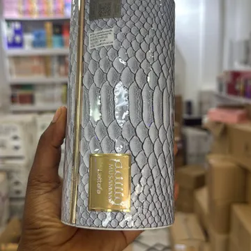Lattafa Musammam white intense Eau De Parfum