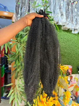 Naked kinky twist