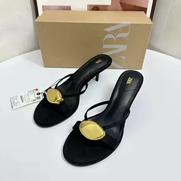 Zara Black And Gold Slipper Heel.5B&GSH