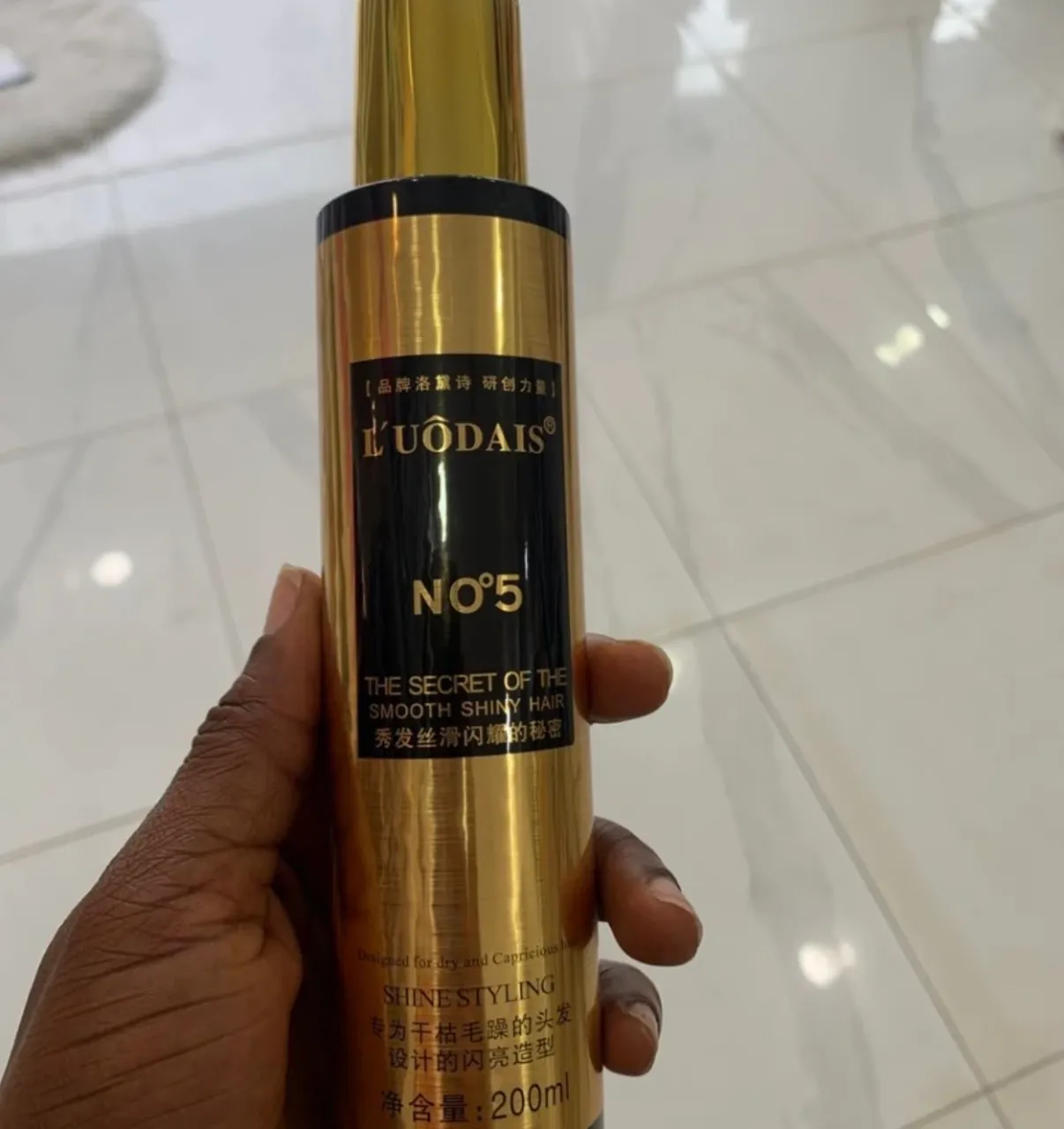 Luodais No 5 Smooth Shiny Hair Spray