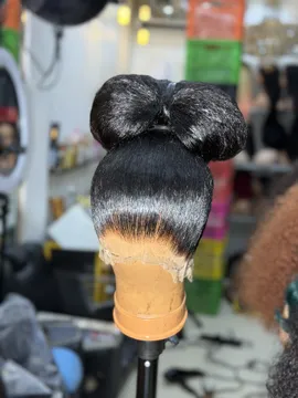 Yaki straight 360 frontal 💯 human hair, very soft. Can be bleached dyed and permed.