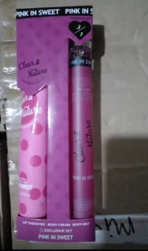 Hand cream and perfume set