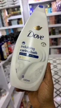 Dove Indulging Caring Bath Moisturising Cream 720ml