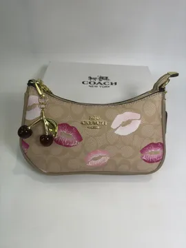 Coach Teri Bag in Box - With long strap and Cherry 🍒