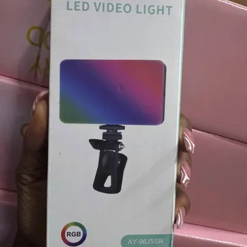RGB VIDEO LIGHT AY-96JSSR
