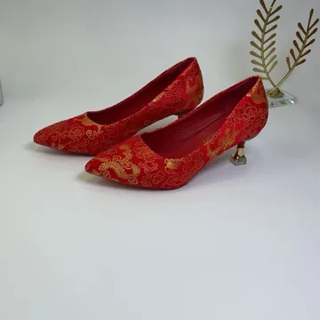 Heel 324 - 1 inch heels