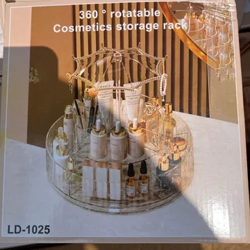 360 Degree Rotating Cosmetic Storage rack