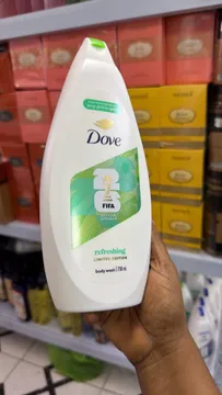 Dove Refreshing Limited Edition FIFA Body Wash 750ml