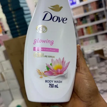 Dove Glowing Rice Water Lotus Flower Body Wash 750ml