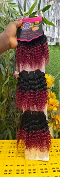 Very nice bebe curls 8”