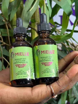 Mielle Rosemary mint scalp and hair straightening oil