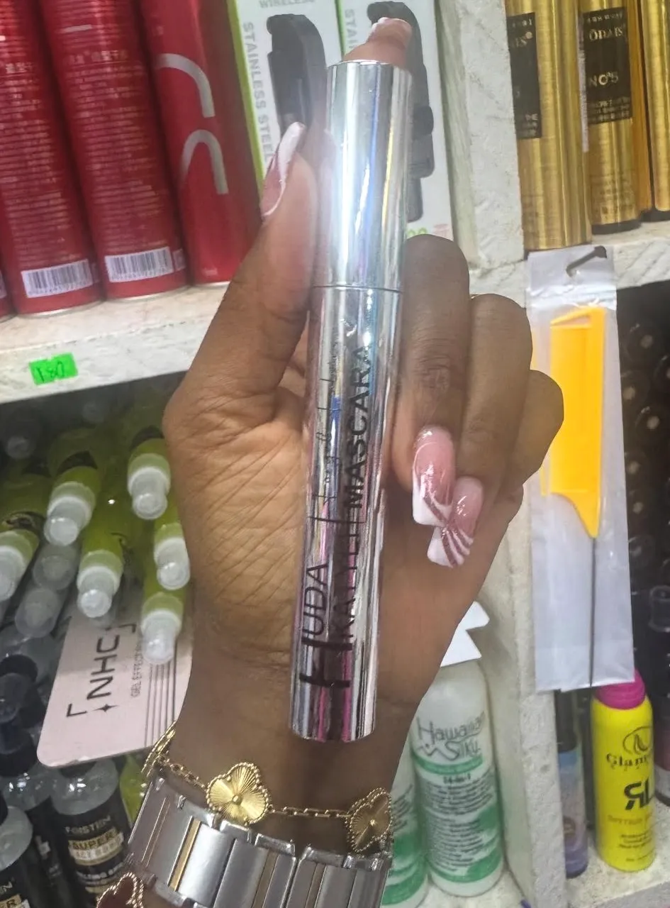 Huda Waterproof masacra