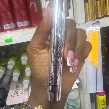 Huda Waterproof masacra