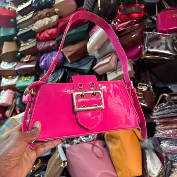 Hot Leather Buckle Shoulder Bag