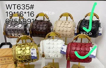 Meta hand Button bag