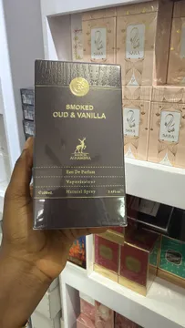Maison Alhambra Smoked Oud Vanilla Eau De Parfum 100ml